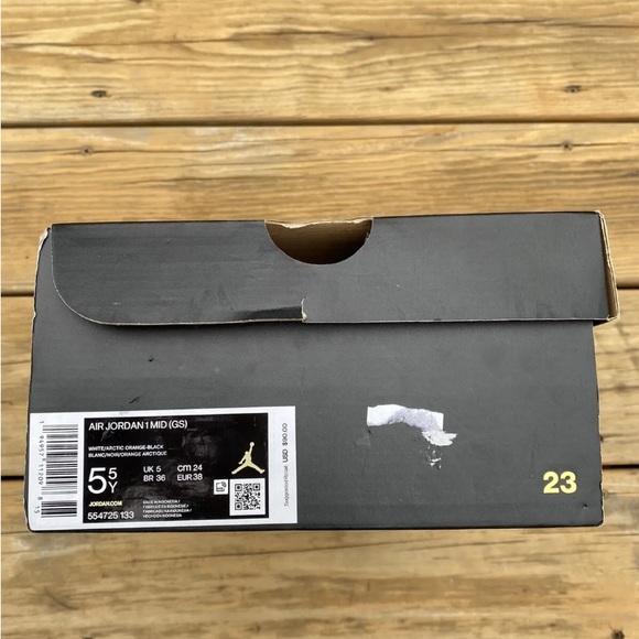 🦖SOLD!🦖Nike Jordan 1 Mid “Crimson Tint” 5.5y Artic Orange sneakers Unisex - Picture 10 of 16